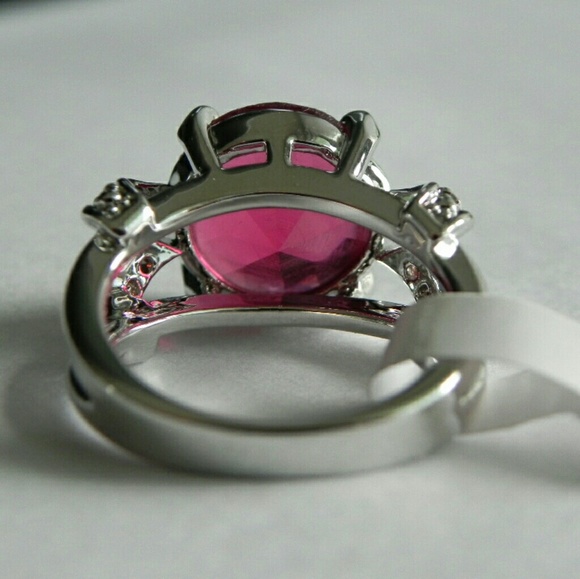 3.77 CTW Pink Tourmaline Ring Size 6 ( US ) - Picture 5 of 8